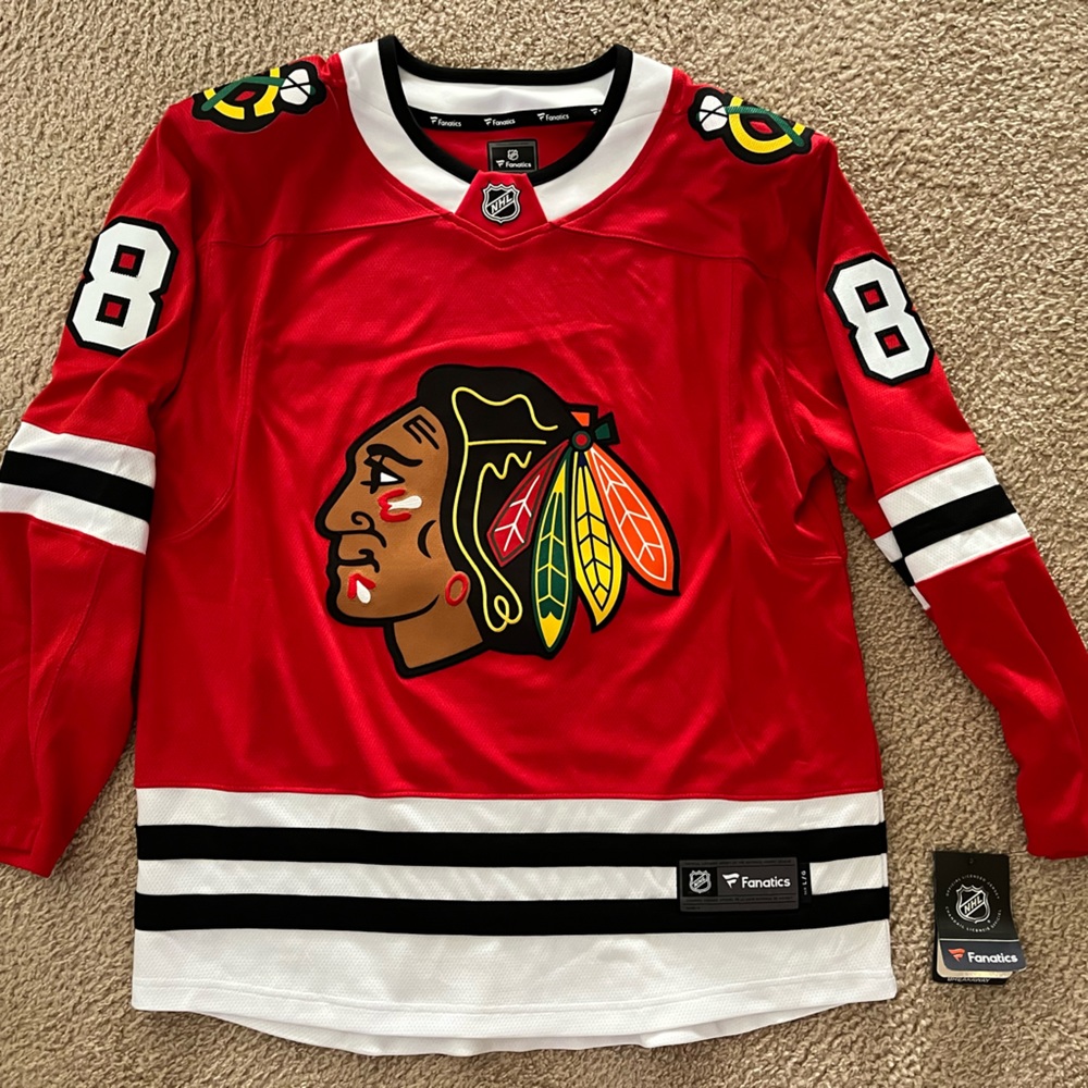 Chicago Blackhawks Jersey Schmaltz men’s Large NEW WITH TAGS